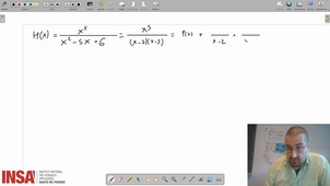 Correction de la décomposition en éléments simples de H(X)